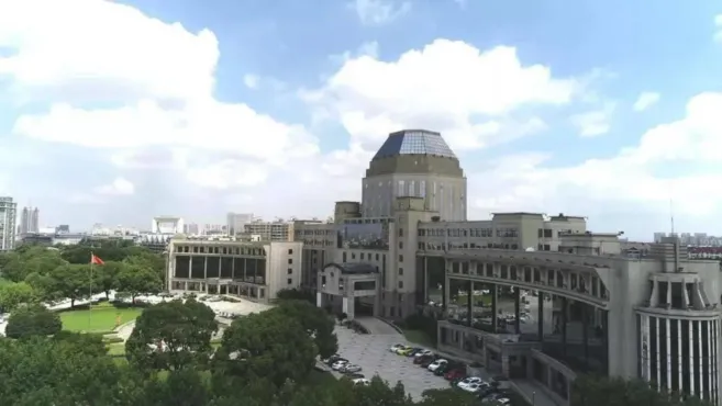 項(xiàng)目案例丨《2023年上海市國家機(jī)關(guān)辦公建筑和大型公共建筑能耗及碳排放監(jiān)測分析報告》概覽——優(yōu)秀案例篇