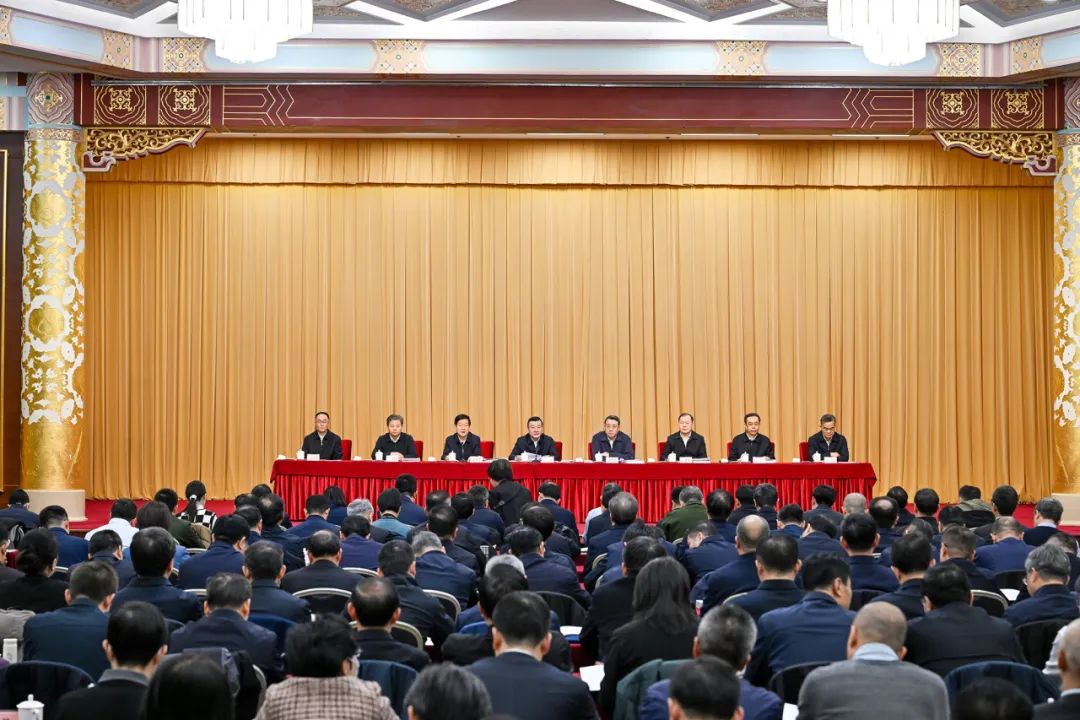 全國(guó)住房城鄉(xiāng)建設(shè)工作會(huì)議在京召開(kāi)：深化改革 狠抓落實(shí) 奮力推進(jìn)住房城鄉(xiāng)建設(shè)事業(yè)高質(zhì)量發(fā)展